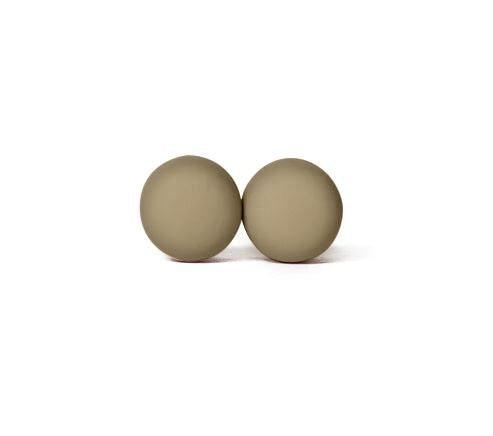 Matte Hijab Magnets in timeless khaki, designed for secure hijab styling without fabric damage. A fashionable alternative to traditional pins, ideal for any occasion.