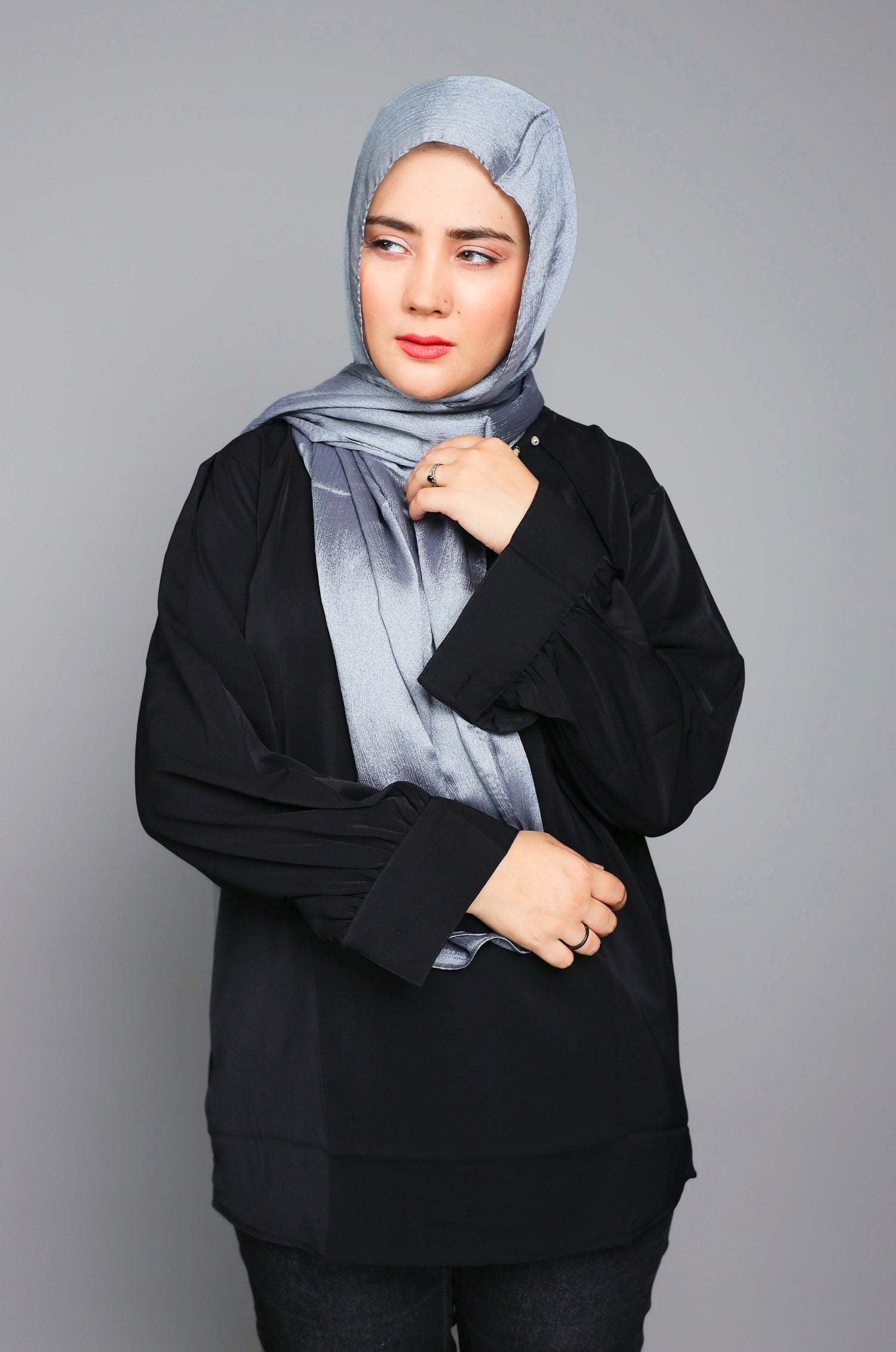 Metallic Chiffon Hijab in Silver