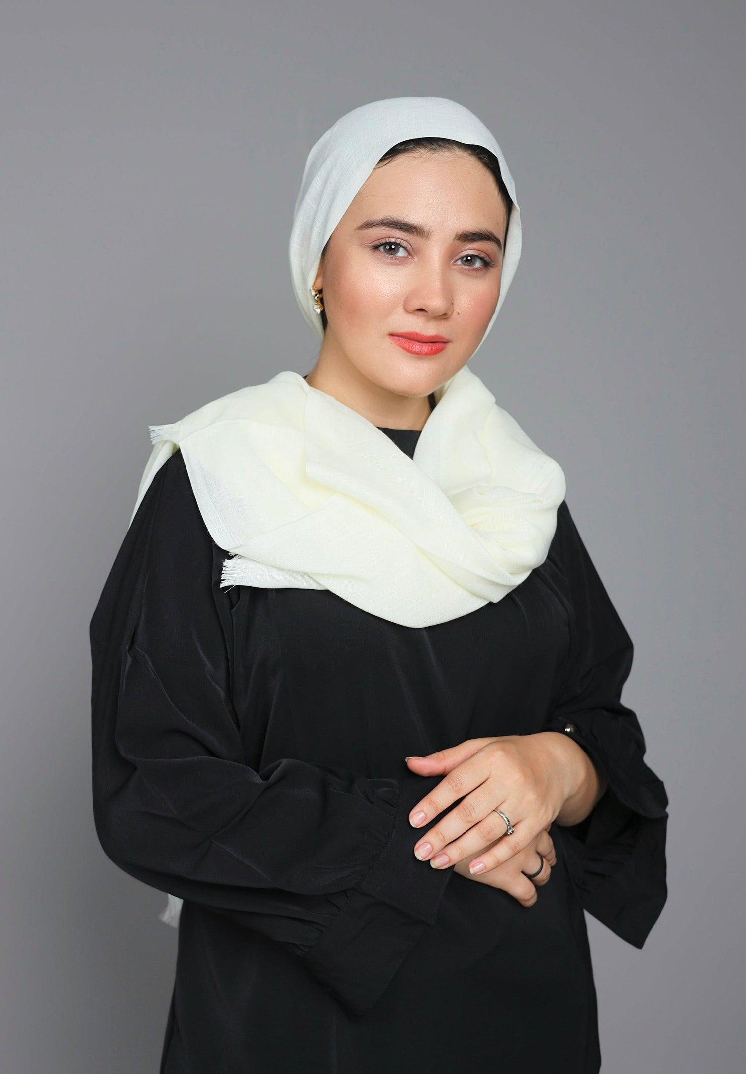 Young woman showcasing a stylish Turkish hijab.