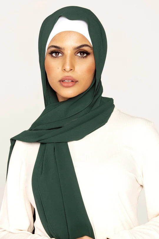 Plain Georgette Hijab in Emerald Green