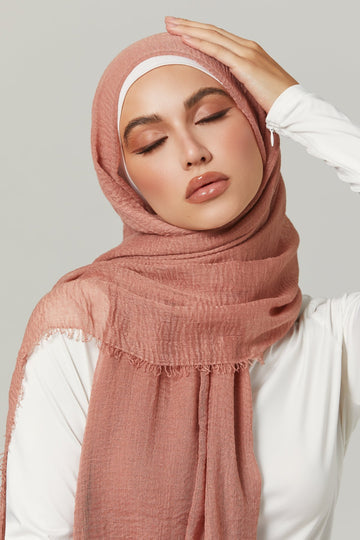 Crinkle Viscose Hijab in Tea Rose. Girl styling in Soft & Easy to Care Viscose.