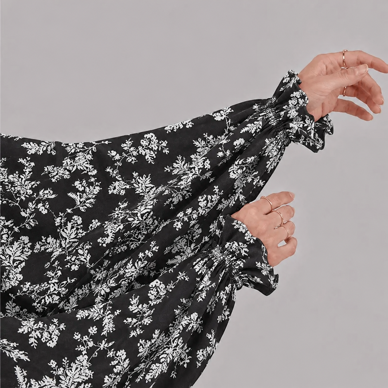Black Namaz Chadar - Wildflower Print