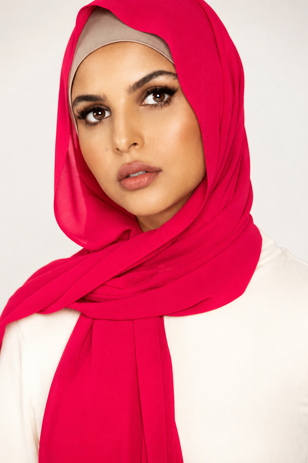 Plain Georgette Hijab in Fuchsia