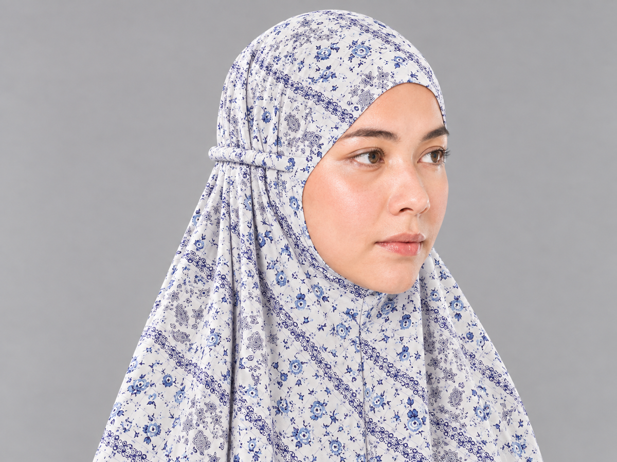 Ivory Namaz Chadar - Paisley Print