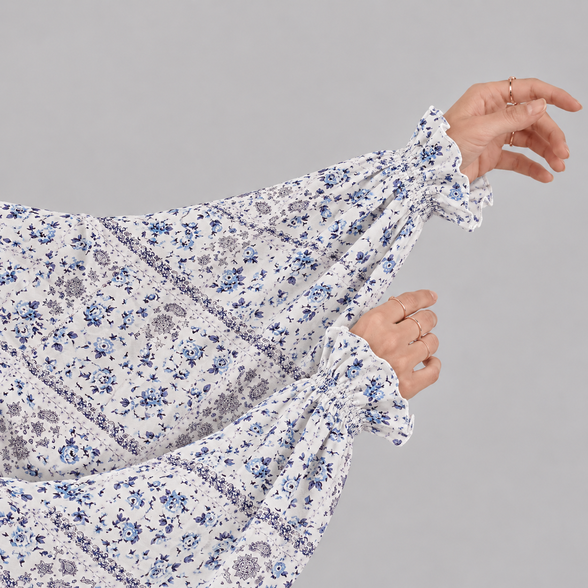 Ivory Namaz Chadar - Paisley Print
