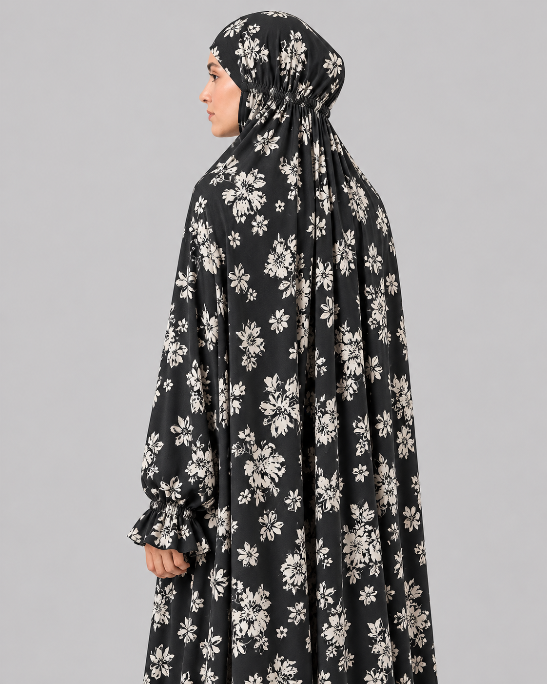 Black Namaz Chadar - Bouquet Print