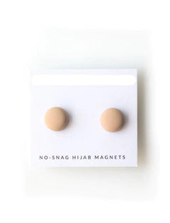 Matte Hijab Magnets in Nude shade. A secure way to hold your hijab without damaging the fabric. Perfect for everyday use.