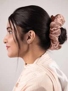 Silk Scrunchies - Hair accessory in color ROSE PINK.