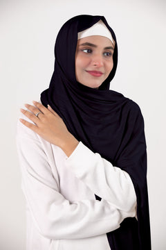 Ribbed Jersey Hijab in Navy Blue Draping beautifully on a modern hijabi. Elegant Ribbed Jersey fabric.