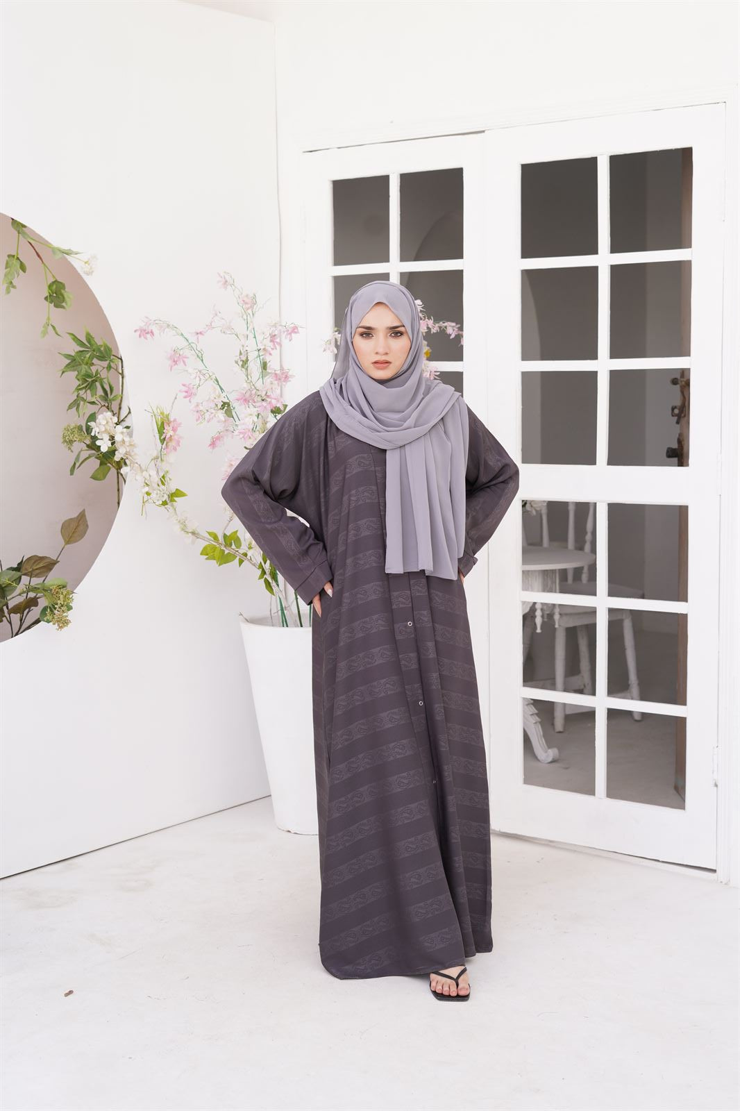 Zoom Emboss Gown Abaya In Charcoal Grey