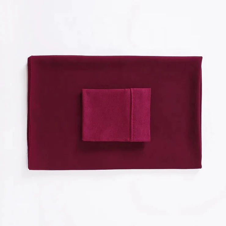 Premium Georgette Hijab and cap set in Maroon Offering elegance and comfort. The perfect choice for formal events or elevating your everyday wardrobe.
