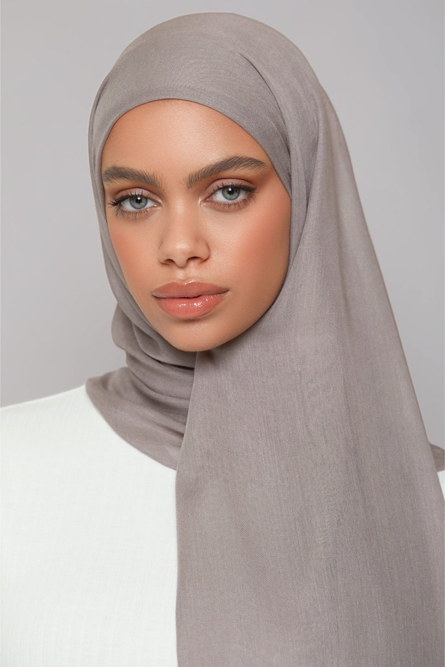 Modal Hijab - Ash